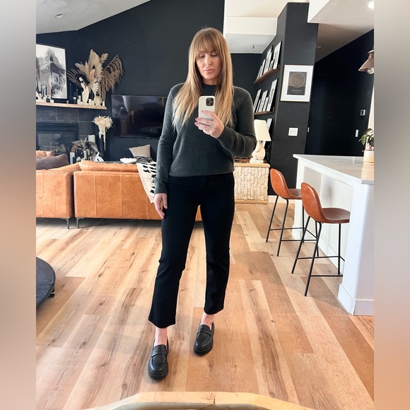 Banana Republic dark gray cashmere pullover crewneck sweater size medium - Picture 2 of 5